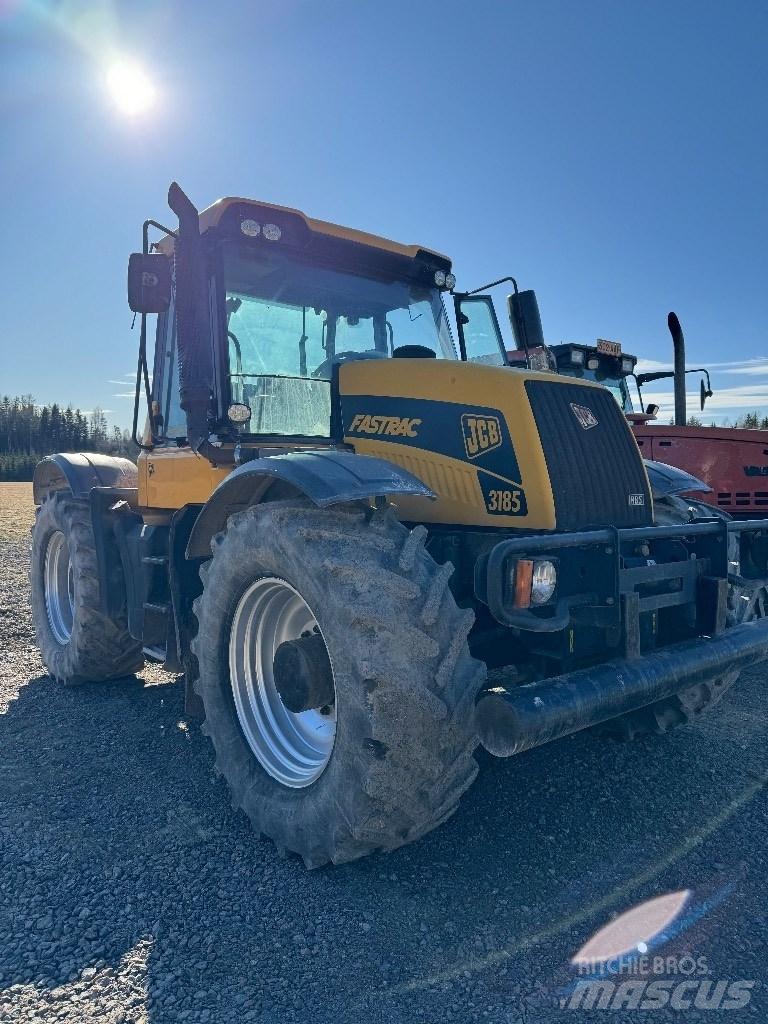 JCB Fastrac 3185 Traktorit