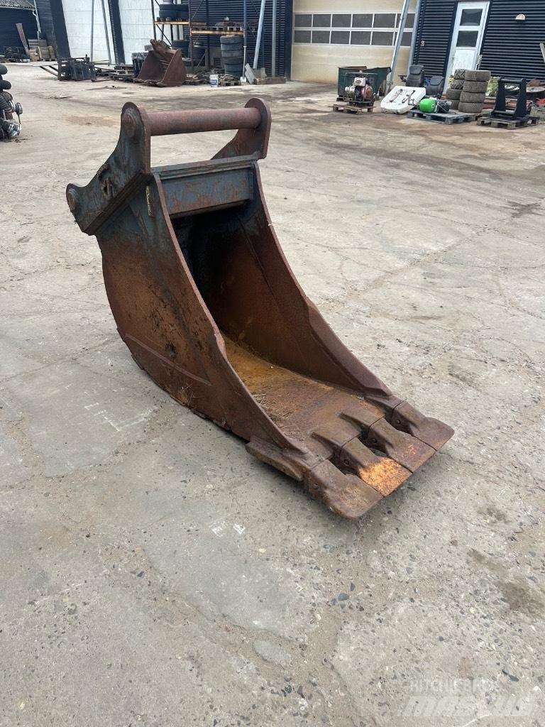  Andet S80 graveskovl Kauhat