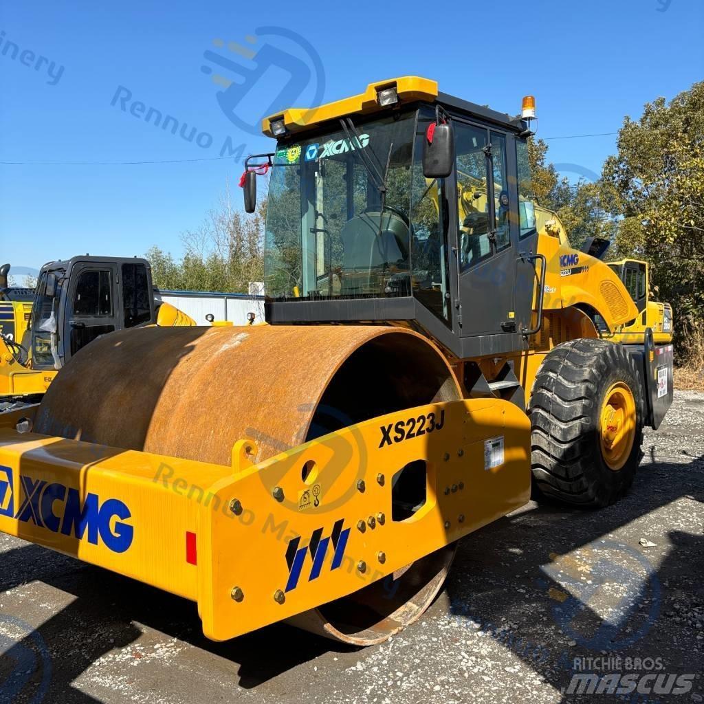 XCMG XS223J Yksivalssijyrät