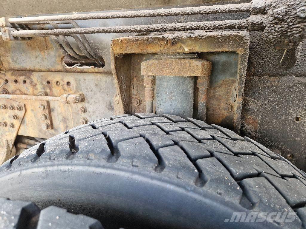 Ginaf M 3232-S Koukkulava kuorma-autot