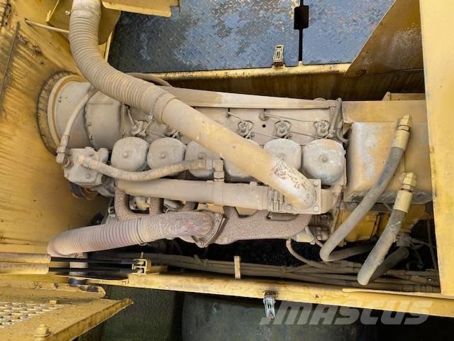 CAT PS 300 Kumipyöräjyrät