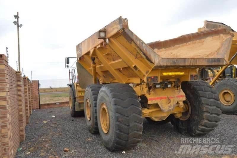 Bell B40D Dumpperit