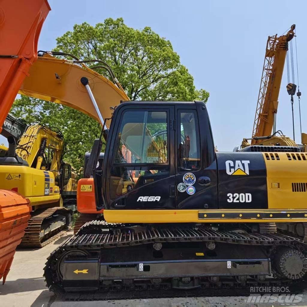 CAT 320 D Telakaivukoneet