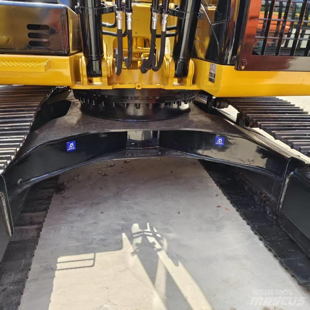 CAT 320 D Telakaivukoneet