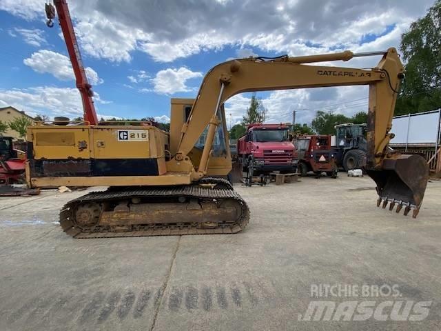 CAT 215 Telakaivukoneet