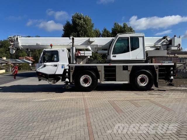 Tadano ATF 40-2 Mobiilinosturit