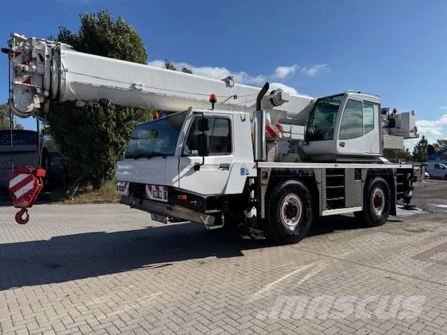 Tadano ATF40-2 Mobiilinosturit