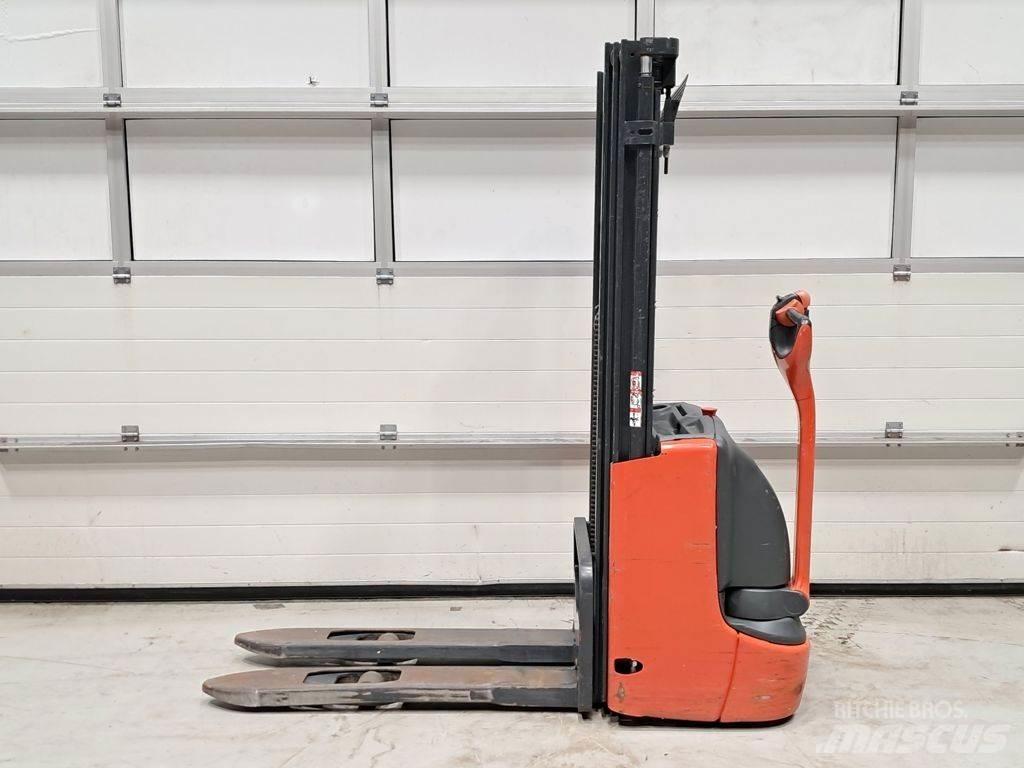Linde L10 Käyden ajettavat pinoamistrukit