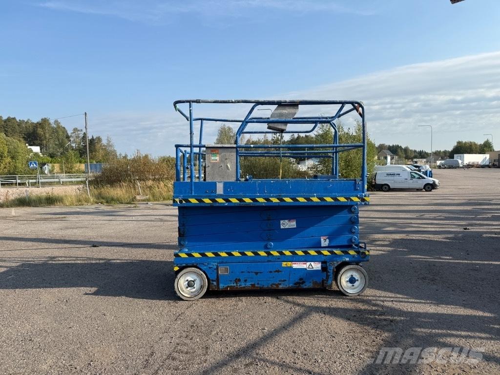 UpRight X32N Saksilavat