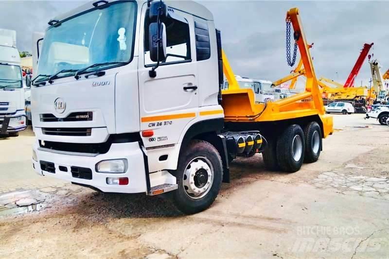 UD CW 26 370 Muut kuorma-autot