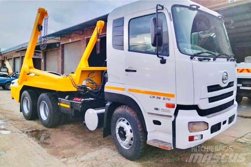 UD CW 26 370 Muut kuorma-autot