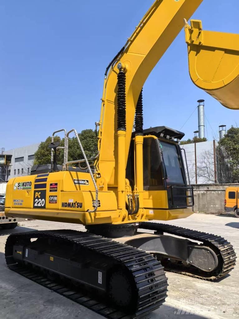 Komatsu PC 220-8 Telakaivukoneet