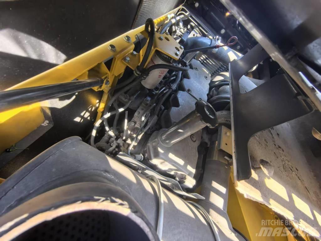 Komatsu PC 220-8 Telakaivukoneet