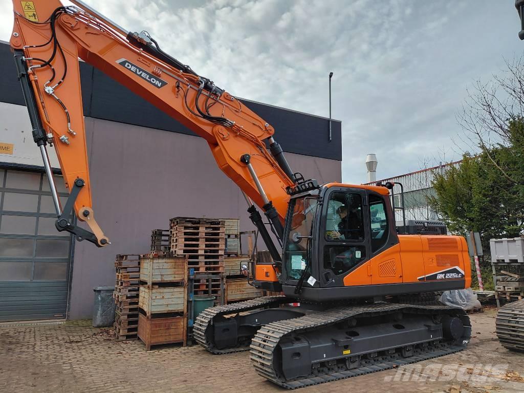 Doosan DX225LC-7 Telakaivukoneet