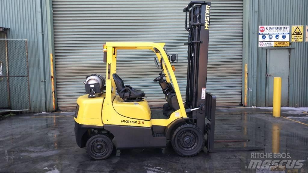 Hyster H2.5XT Nestekaasutrukit