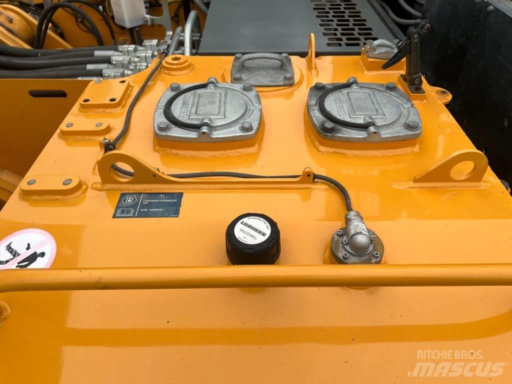Liebherr R 966 HD Telakaivukoneet