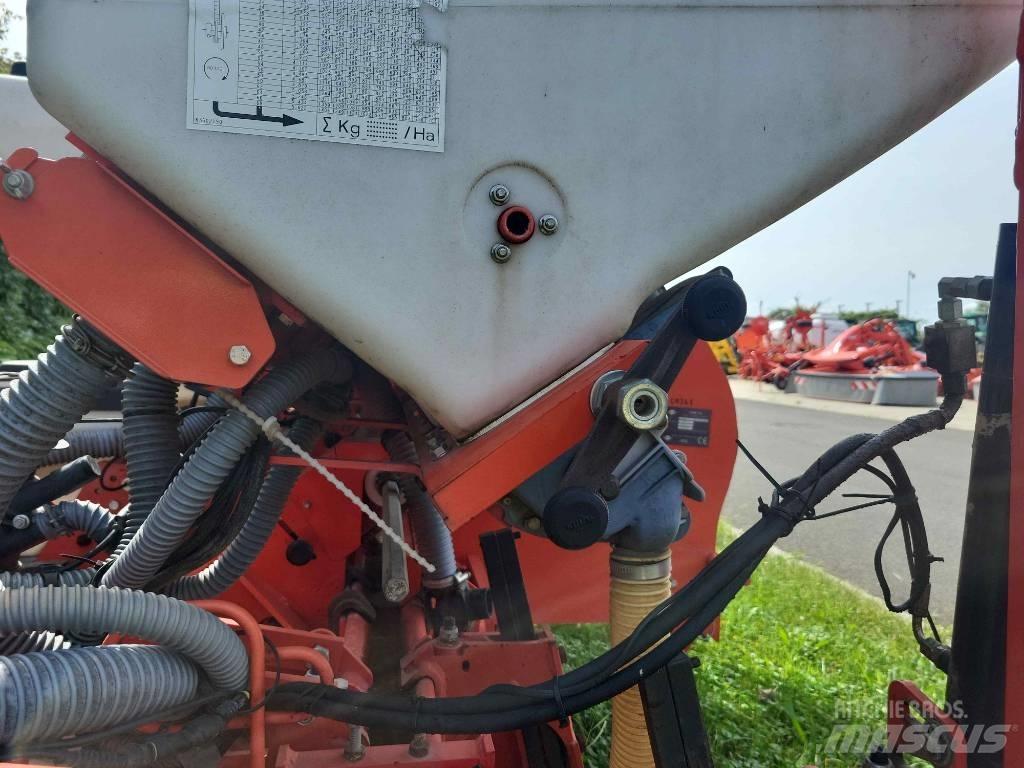 Kuhn Planter 3 Tarkkuuskylvökoneet