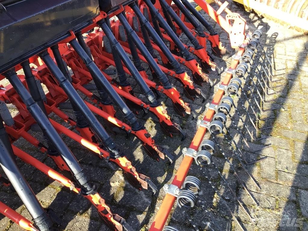 Kuhn Premia 300 Kylvökoneet