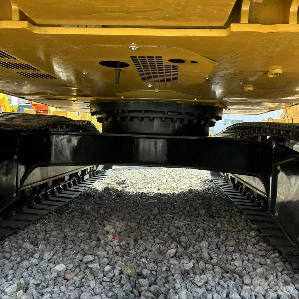 CAT 324D2L Telakaivukoneet