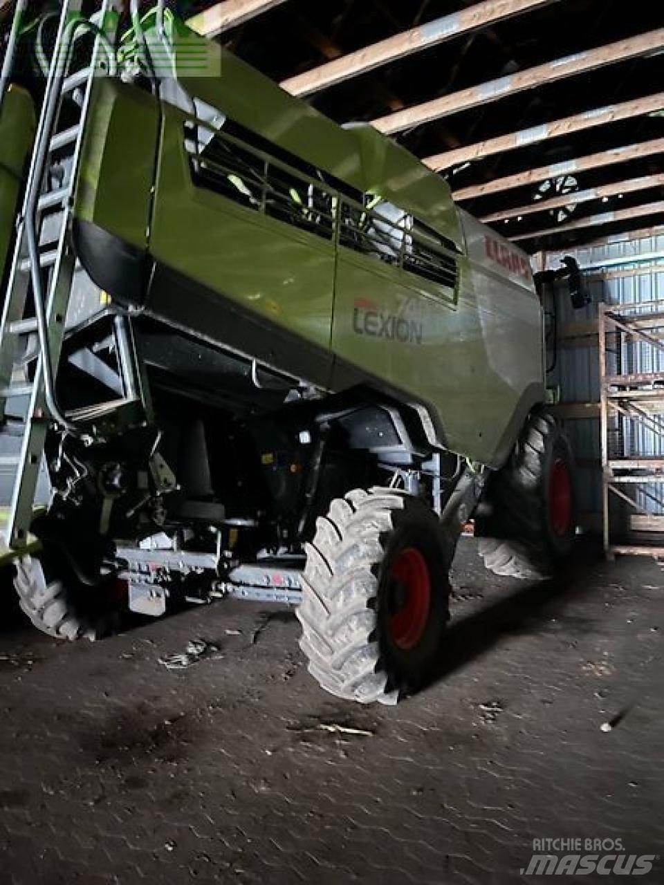 CLAAS lexion 740 Leikkuupuimurit