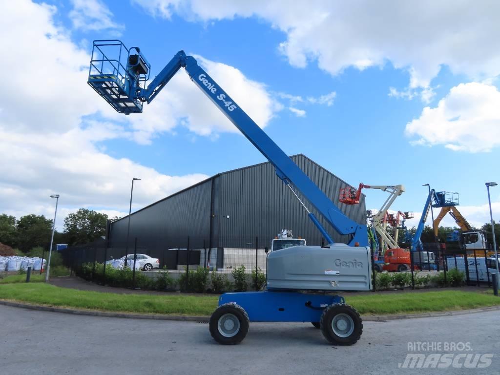 Genie S 45 Teleskooppipuominostimet