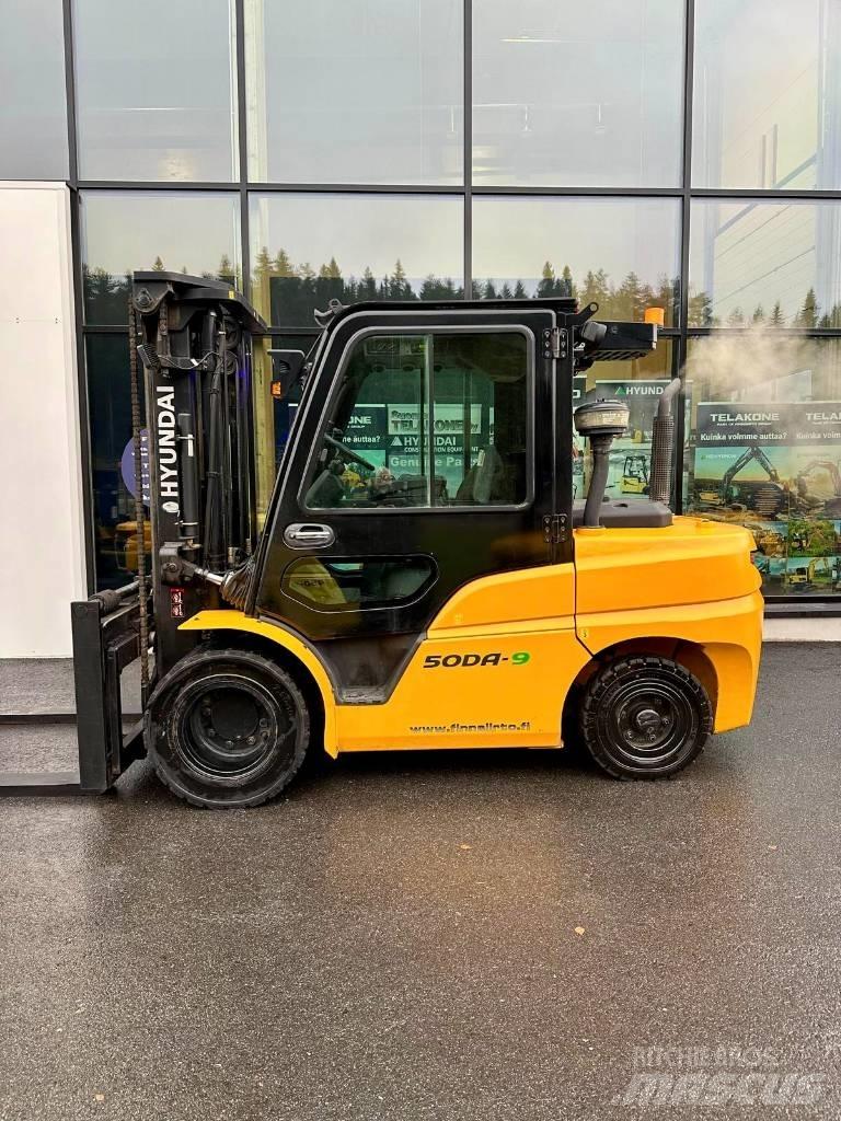 Hyundai 50DA-9 Dieseltrukit