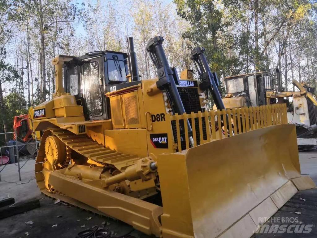 CAT D 8 R Telaketjupuskutraktorit