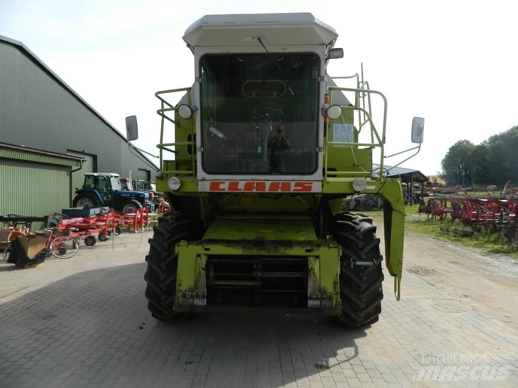CLAAS Dominator 86 Leikkuupuimurit