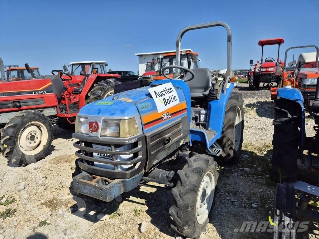 Iseki TF223D Traktorit