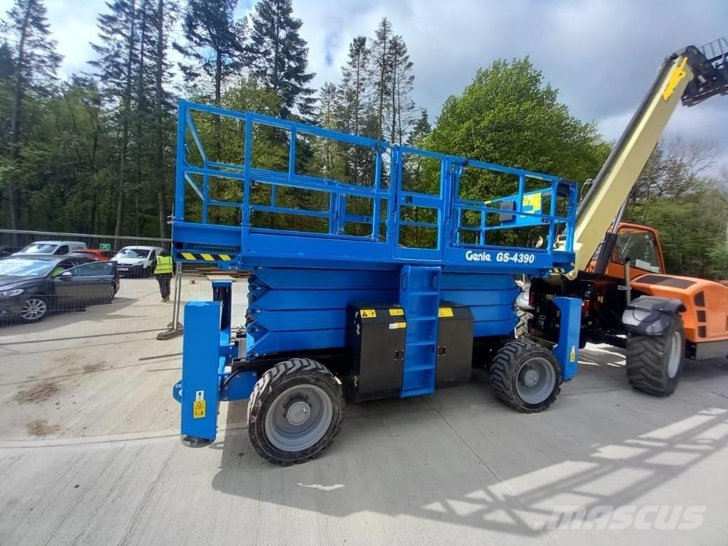 Genie GS 4390 RT Saksilavat