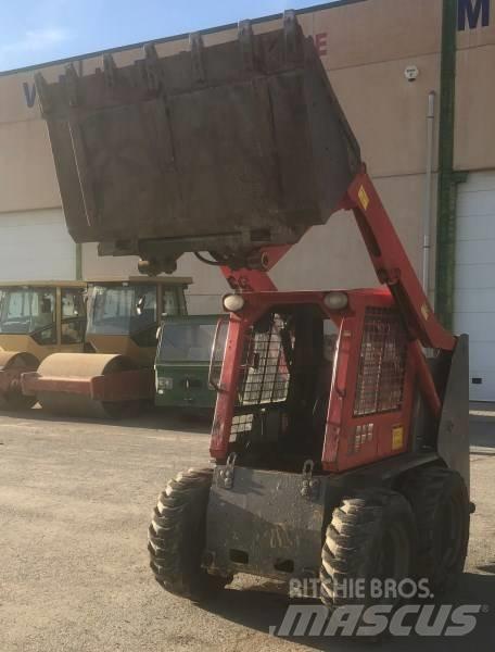 Gehl 4240 Liukuohjatut kuormaajat