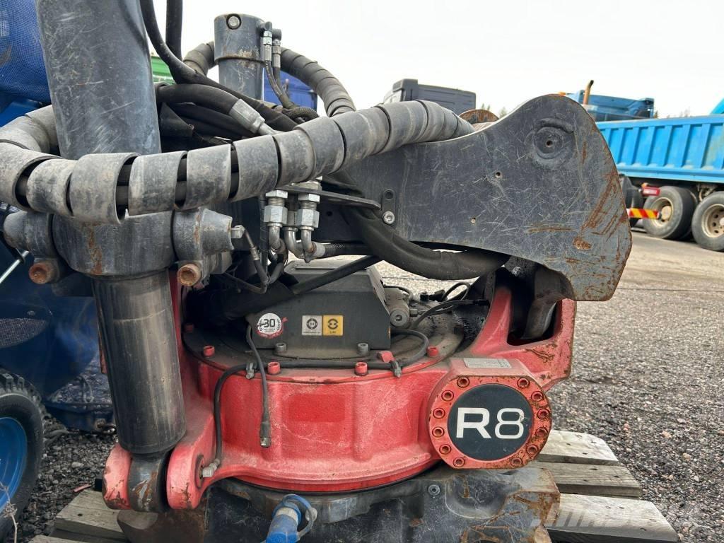 Rototilt R 8 Kauhanpyörittäjät