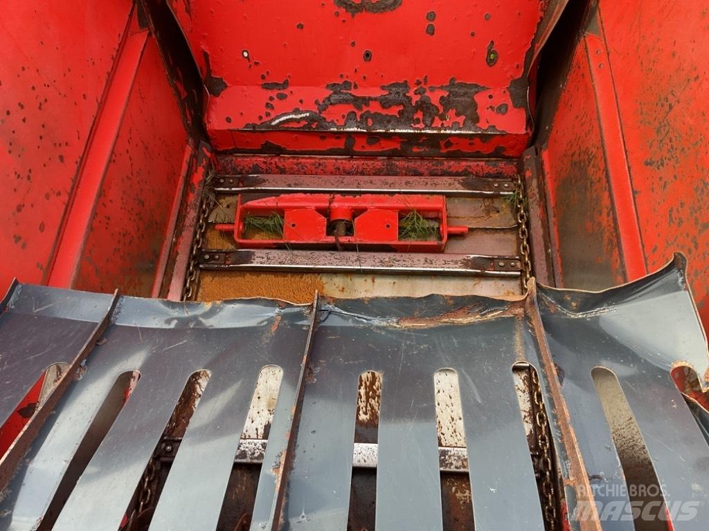 Kuhn Primor 3570 M Säiliörehun purkulaitteet