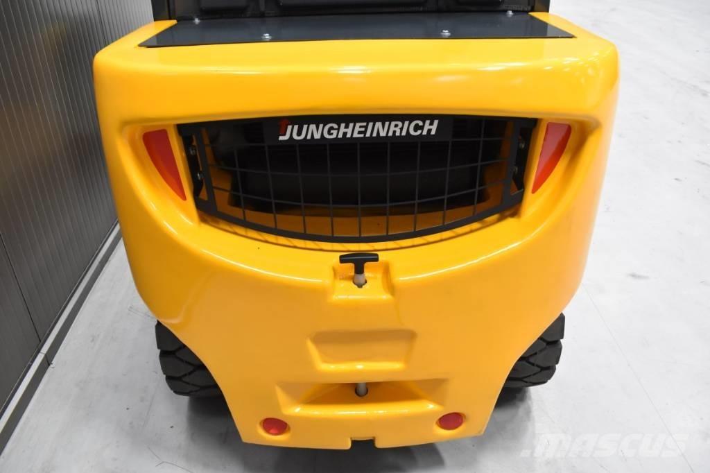 Jungheinrich DFG 435 Dieseltrukit