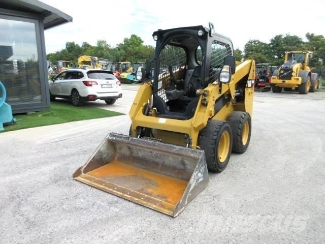 CAT 226 D Liukuohjatut kuormaajat