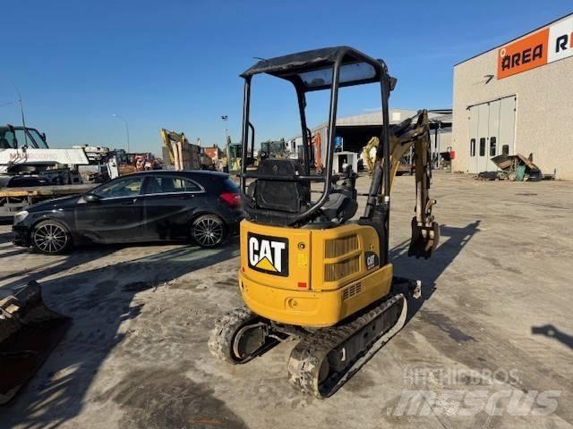 CAT 301.7 D Minikaivukoneet < 7t
