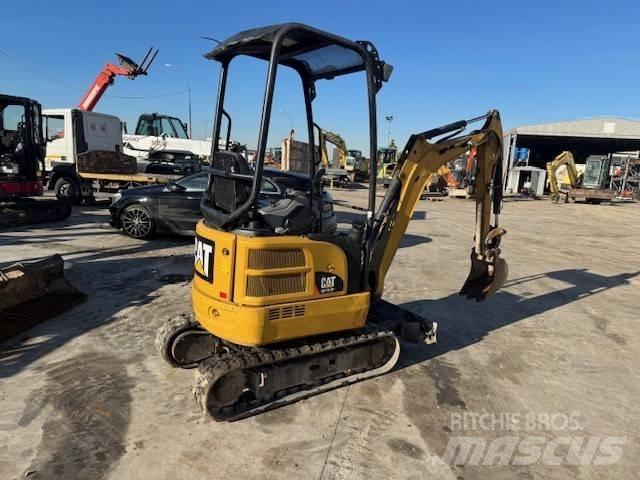 CAT 301.7 D Minikaivukoneet < 7t
