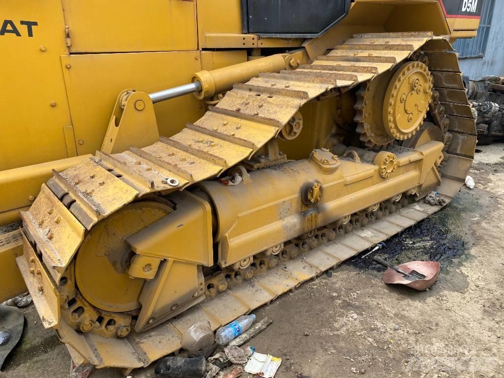 CAT D 5 M LGP Telaketjupuskutraktorit