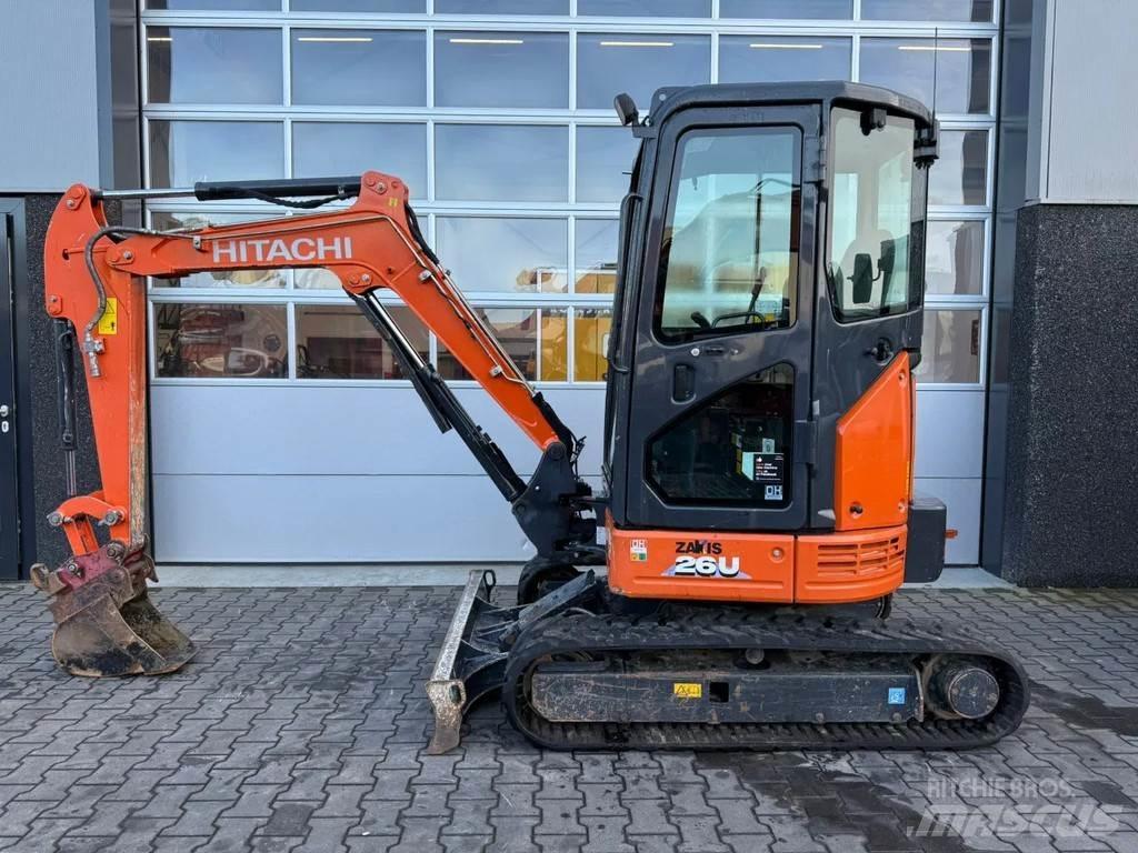 Hitachi ZX26U-6 CR Minikaivukoneet < 7t