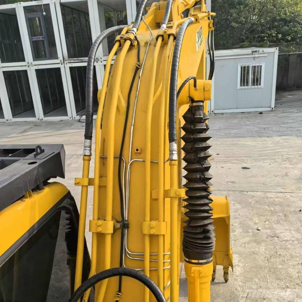Komatsu PC 130-7 Telakaivukoneet