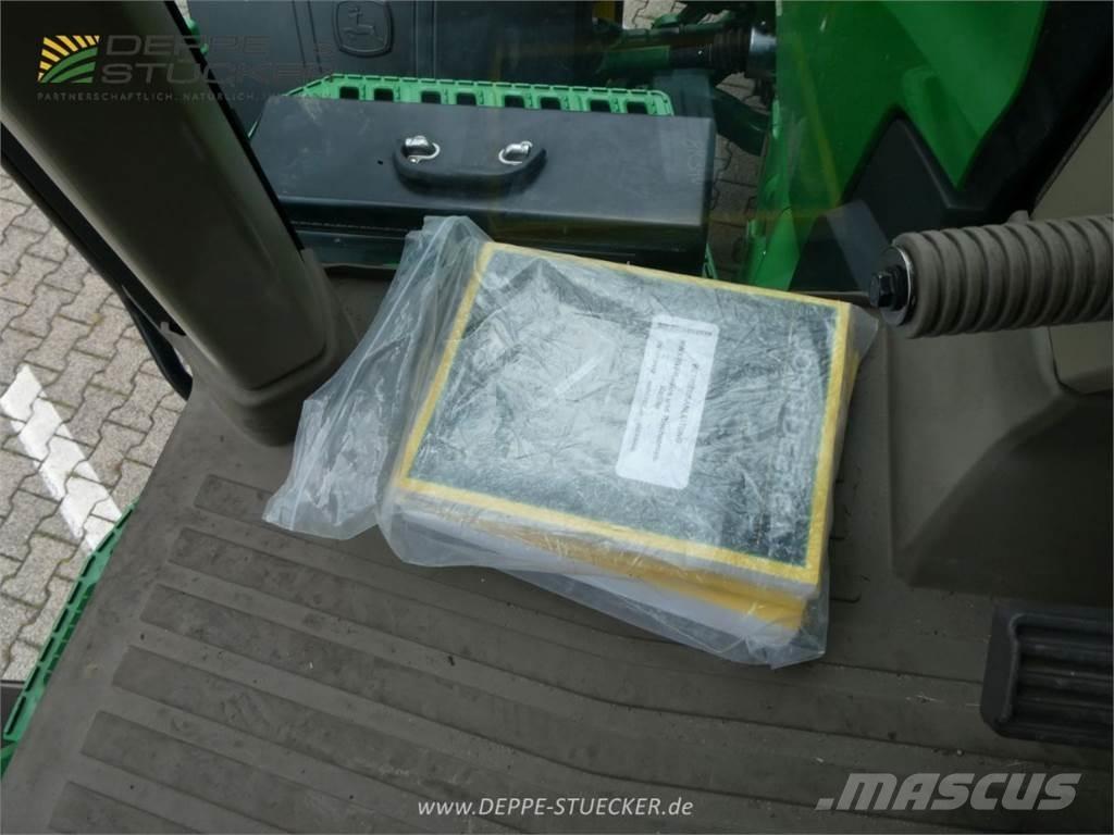 John Deere 8R 340 Traktorit