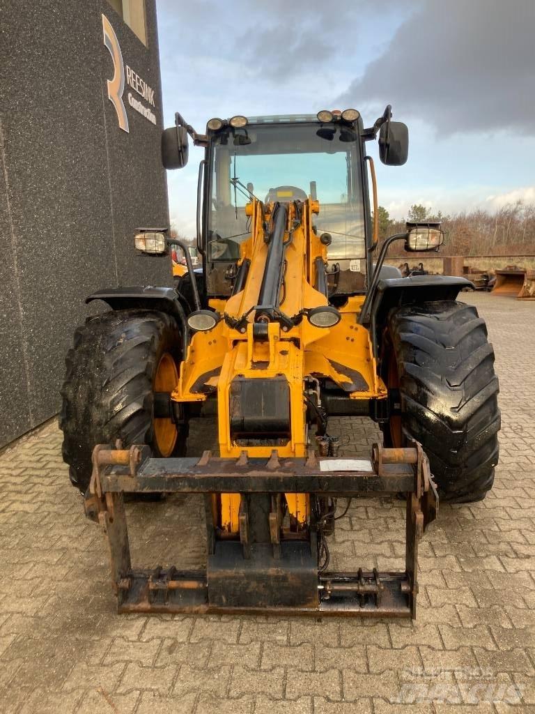 JCB TM 310 S Maatalouskurottajat
