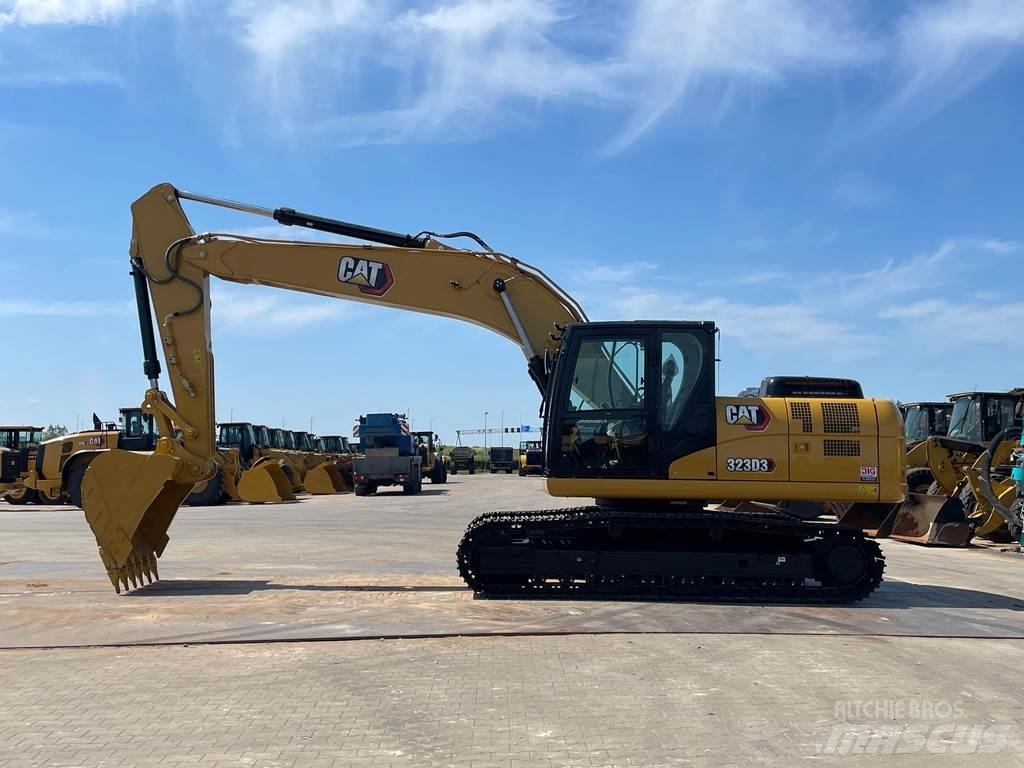 CAT 323D3 Telakaivukoneet