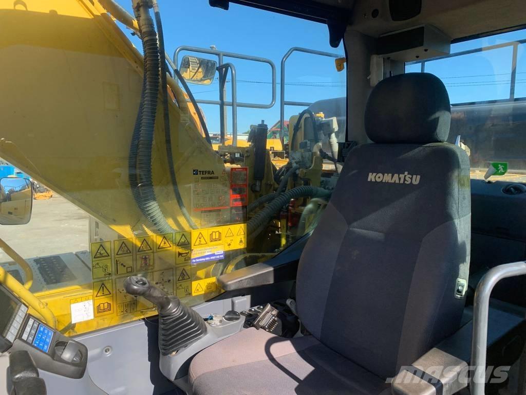 Komatsu HB 215 LC-3 Telakaivukoneet