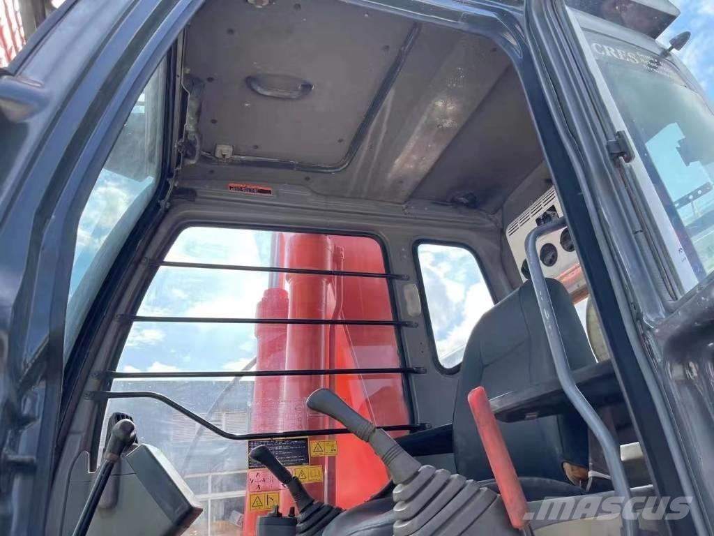 Hitachi ZX 200 C LC Telakaivukoneet