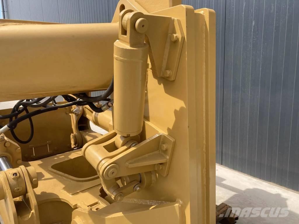 CAT D8N Repijät