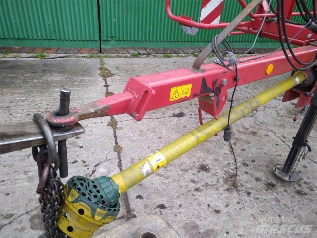 Lely Lotus 900P Pöyhimet ja haravat