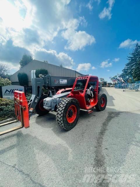 SkyJack SJ 843 Maastotrukit