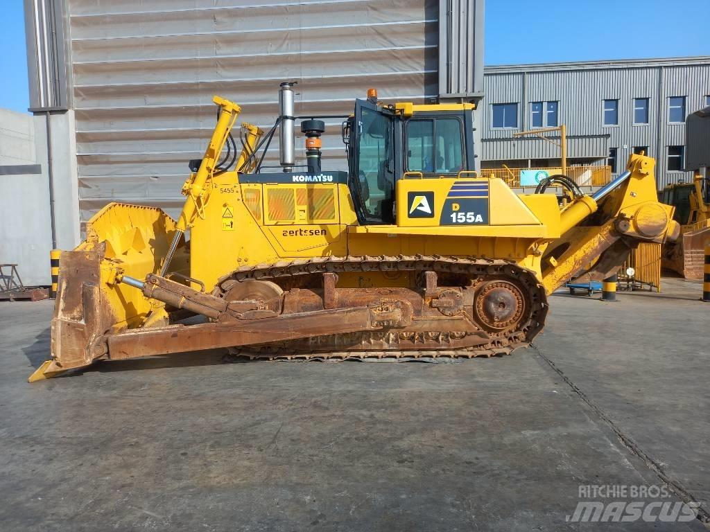 Komatsu D155A-6R Telaketjupuskutraktorit