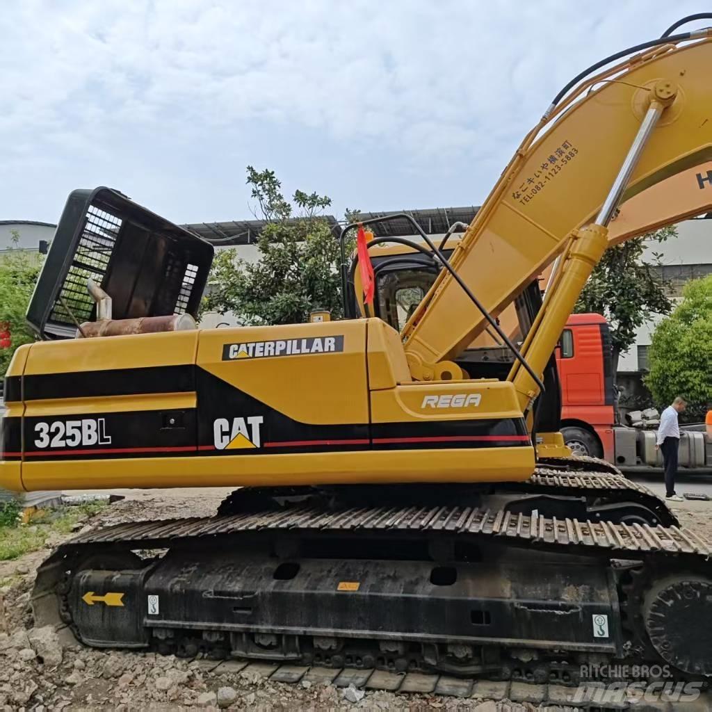 CAT 325 B L Telakaivukoneet